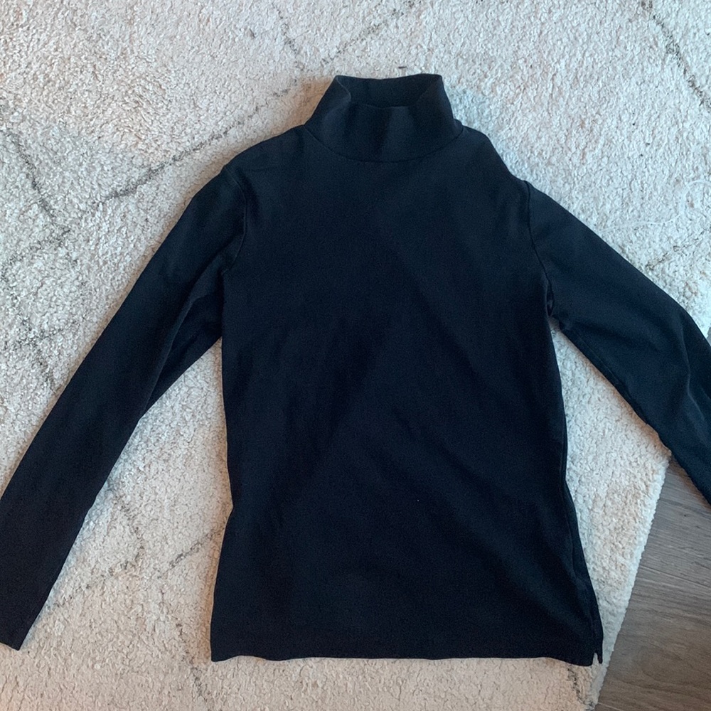 Denver Hayes Black Turtleneck